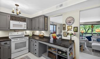 23 Harbour Vlg A, Branford, CT 06405