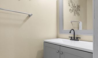 1 SEQUOIA Ct, Bear, DE 19701