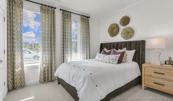 1121 Summer Daisy Dr, Aberdeen, NC 28315