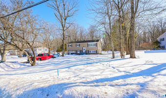 36 Benson Dr, Danbury, CT 06810
