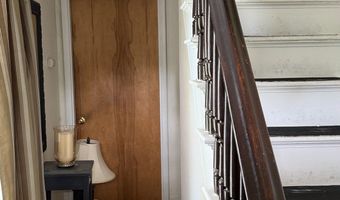 186 W Washington St, Bristol, CT 06010