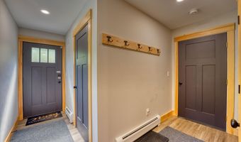 28 Billbarb Rd, Carroll, NH 03598