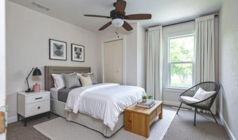 311 W Pleasant St, Aurora, MO 65605