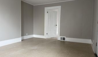 15-17 Pleasant St, Auburn, ME 04210