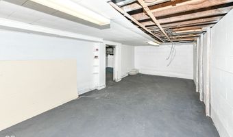 114 South St, Southport, IN 46227
