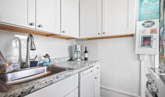 400 Deal Lake Dr 5F, Asbury Park, NJ 07712
