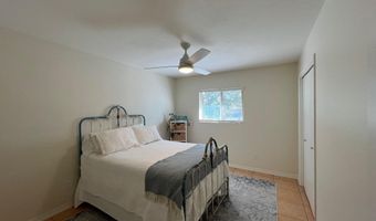 254 W La Cuesta Dr, Benson, AZ 85602