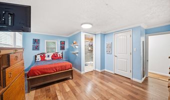 902 Travis Ave, Alvarado, TX 76009