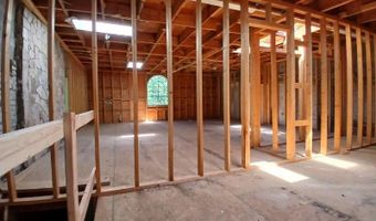3909 KANSAS Ave NW, Washington, DC 20011