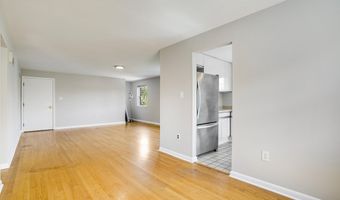 706 N CLEVELAND St, Arlington, VA 22201