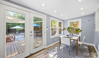 1941 Bentley Pl, Charlotte, NC 28205