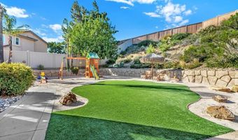 2052 Boulders Rd, Alpine, CA 91901