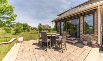 2376 Westbrooke Cir S, Ann Arbor, MI 48105
