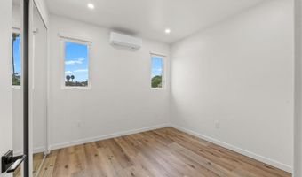 2501 Davis Ave, Carlsbad, CA 92008