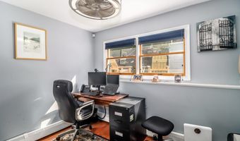 6 Laurel Dr, Brookfield, CT 06804