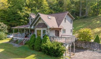 400 Three Dog Mountain Rd, Bakersville, NC 28705