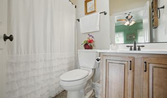 109 Cooper Landing Dr, Aydlett, NC 27916