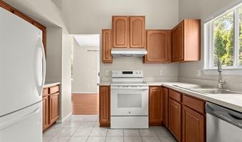 3444 Ashburnam Rd, Ann Arbor, MI 48105