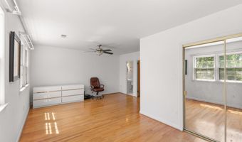 3329 SPRING Ln, Falls Church, VA 22041