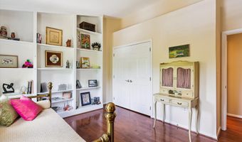 10104 BALDWIN Ct, Bethesda, MD 20817