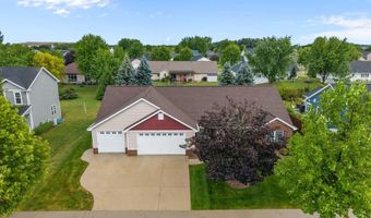 4013 E BENVALLEY Dr, Appleton, WI 54913