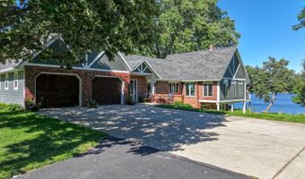 1301 Geneva Dr, Alexandria, MN 56308