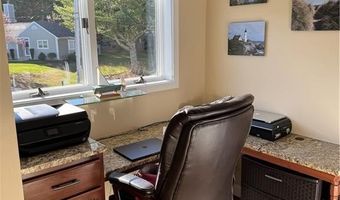 18 Palmer Cir, Hopkinton, RI 02832