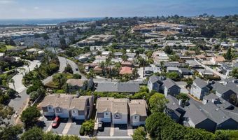 811 Highland Dr, Solana Beach, CA 92075