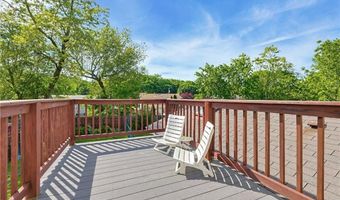 50 Brookdale Ave, Cranston, RI 02921