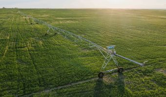 885 Th Rd, Bassett, NE 68714
