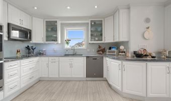 23 MALLARD Dr E, Ocean Pines, MD 21811