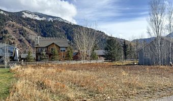 450 GREYS RIVER Loop, Alpine, WY 83128