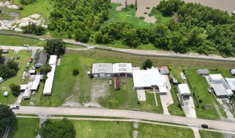2250 River Rd, Berwick, LA 70342