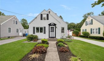 12 Hagen Ave, Cranston, RI 02920