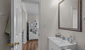 217 W Atlantic Blvd, Atlantic Beach, NC 28512