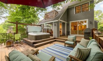 6512 RIDGE Dr, Bethesda, MD 20816