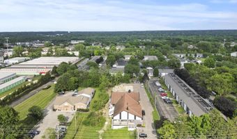 4588 Kenny Rd, Columbus, OH 43220
