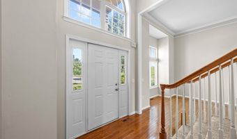 2948 Mystic Dr, Ann Arbor, MI 48103