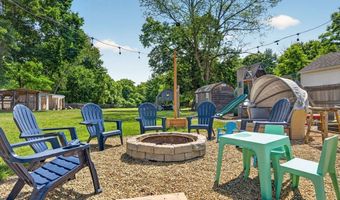 26 Algerine St, Berkley, MA 02779