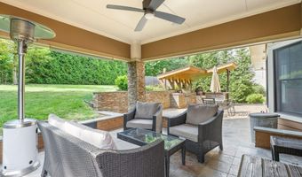 4226 40TH St N, Arlington, VA 22207