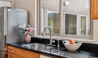 1118 Bismarck Ln, Alameda, CA 94502