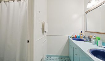 6308 LENOX Rd, Bethesda, MD 20817