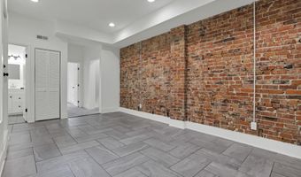 1687 Oak St 1685, Columbus, OH 43205