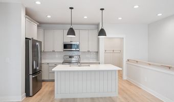905 W Trace Dr, Polk City, IA 50226
