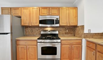 1802 Pinnacle Way 1802, Danbury, CT 06811