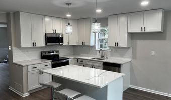 2000 RED MAPLE Grv, Ambler, PA 19002