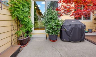 2685 Clay Creek Way, Ashland, OR 97520