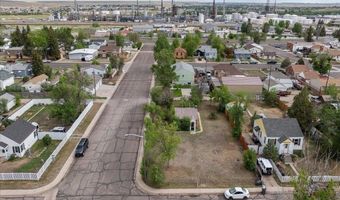 2521 E 10TH St, Cheyenne, WY 82001