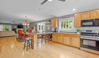 36 Weston Woods Cir, Campton, NH 03223