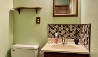 322 S 2nd St, Ashton, SD 57424
